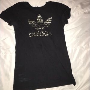 Women’s adidas shirt